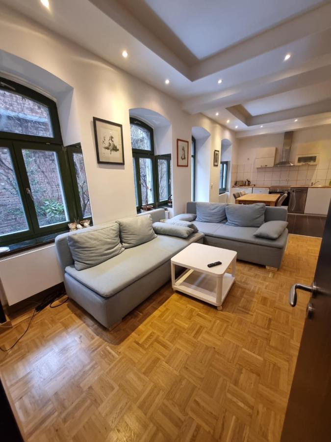Center Apartment